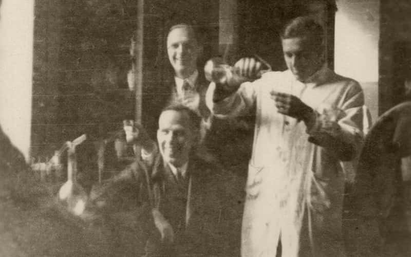 altes Foto aus dem Jahre 1935 zeigt Mag. Herbert Griessler mit Studienkollegen